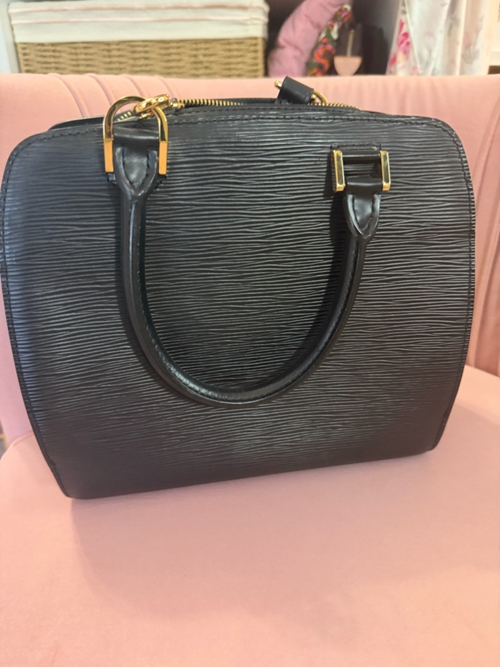 Louis Vuitton Alma PM – Black Epi Leather (Authentic)